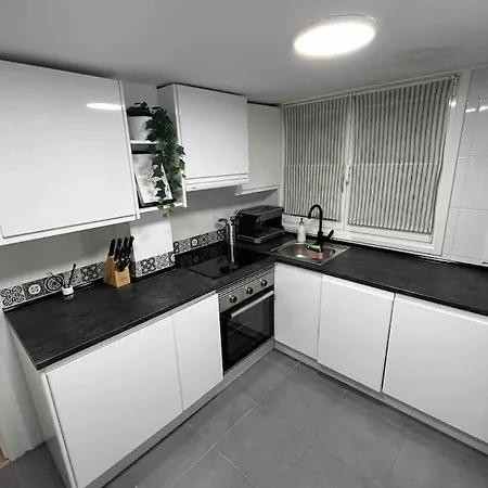 Gurea Casco Viejo Con Opción A Parking