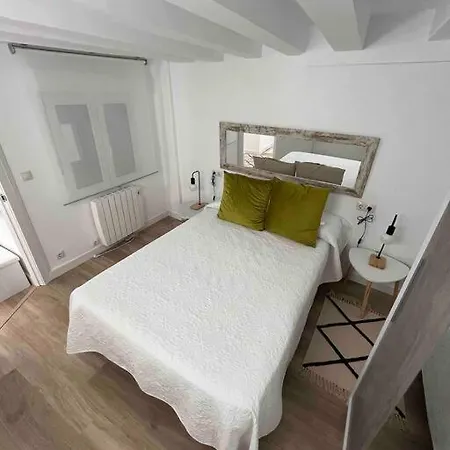 Apartament Gurea Casco Viejo Con Opcion A Parking *