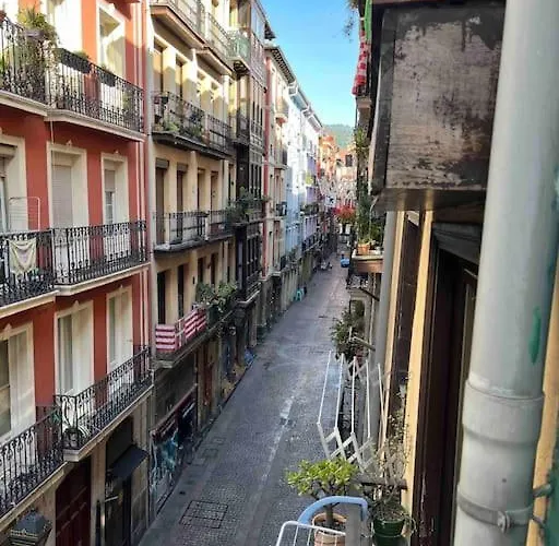 Gurea Casco Viejo Con Opcion A Parking Appartement Bilbao